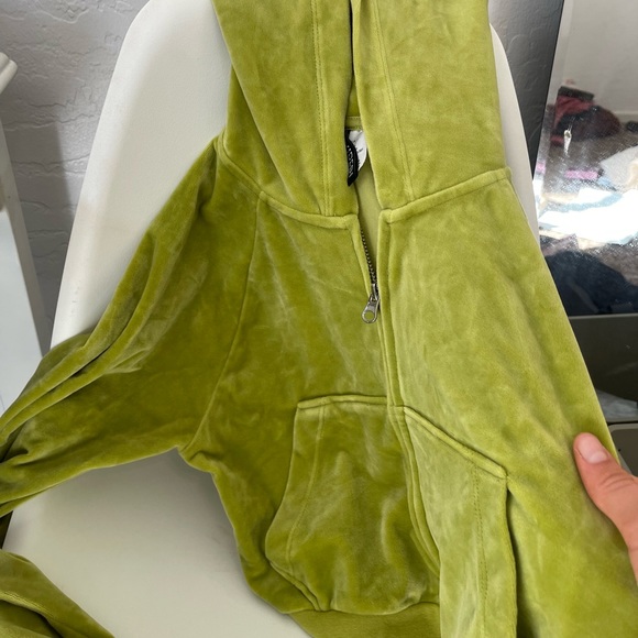 Windsor Green Cropped Jacket - Picture 2 of 2